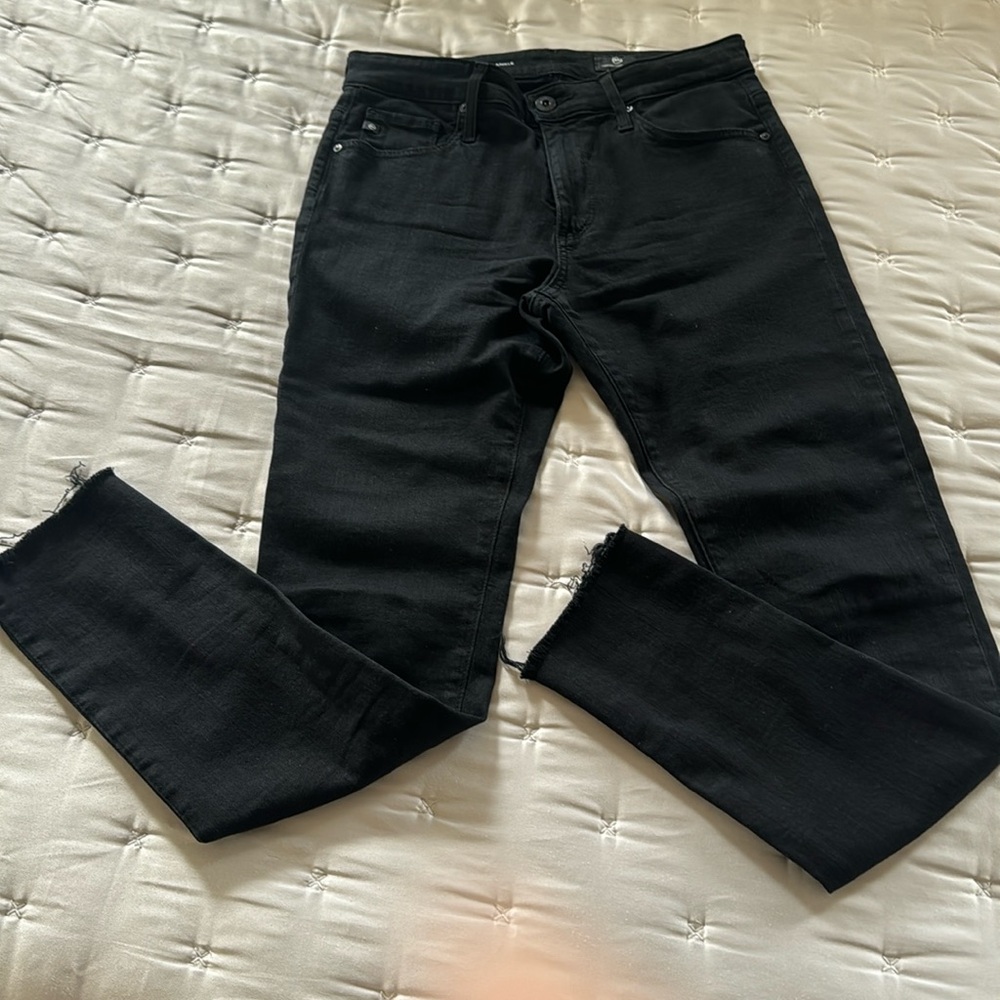 Women’s AG black Farrah skinny jeans